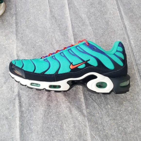 SOLD - Nike Air Max Plus - Picture 3 of 6